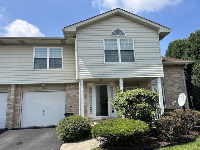7423 Honey Locust Dr Unit 7423, Justice, IL 60458 - photo 1