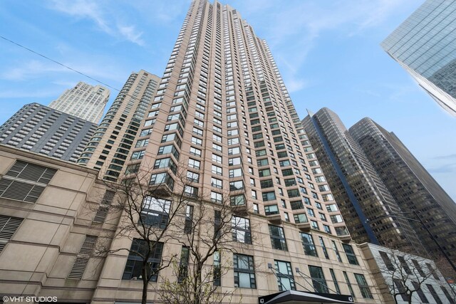 401 E Ontario St Unit 702, Chicago, IL 60611 - photo 1