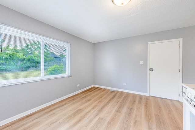 22233 Peach Tree Ave, Sauk Village, IL 60411 - photo 7