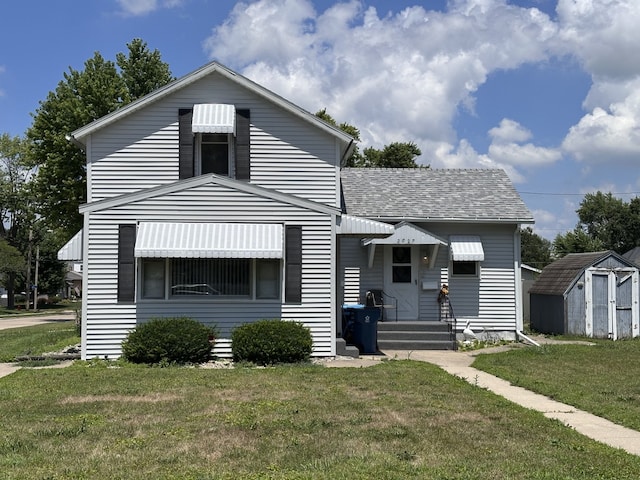2027 10th St, Peru, IL 61354 - photo 1