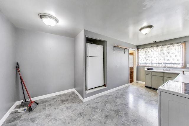 2113 Walnut St, Waukegan, IL 60087 - photo 8
