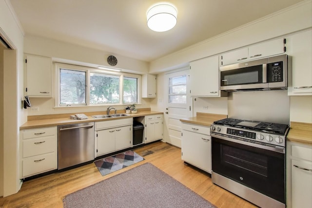 1525 Evergreen Ter, Glenview, IL 60025 - photo 8