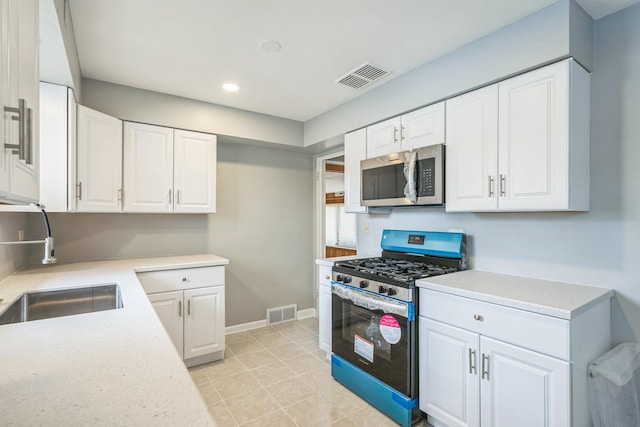 2010 W Monroe St, Waukegan, IL 60085 - photo 5