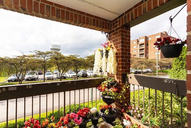 600 Naples Ct Unit 107, Glenview, IL 60025 - photo 18