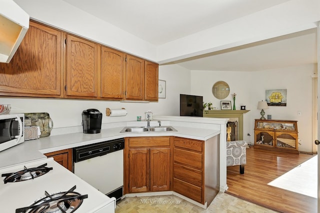 1404 Queensgreen Cir Unit 1404, Naperville, IL 60563 - photo 8