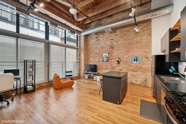 1935 N Fairfield Ave Unit 112, Chicago, IL 60647 - photo 5