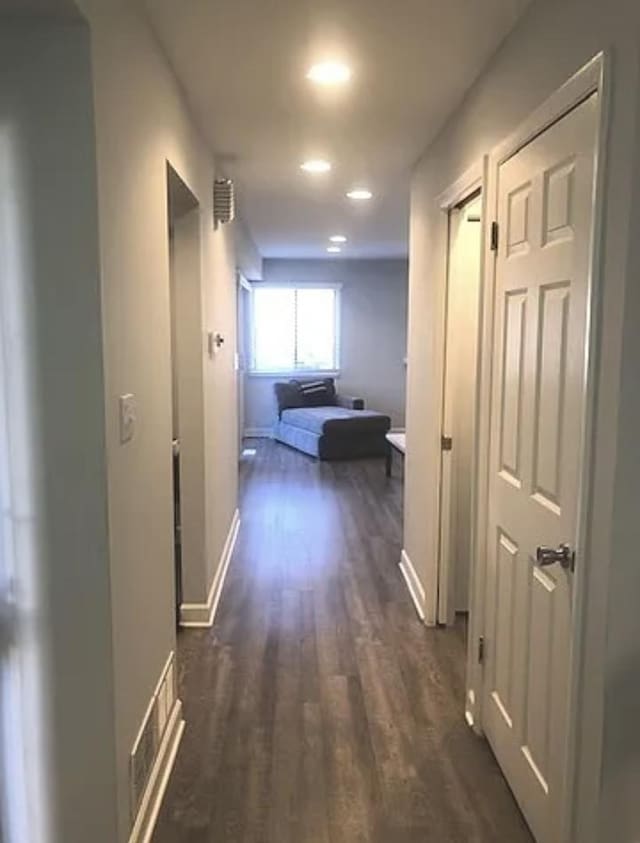 807 Hughes Pl, Vernon Hills, IL 60061 - photo 13