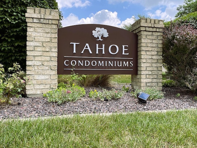 2917 Sierra Dr Unit 2917, Champaign, IL 61822 - photo 2