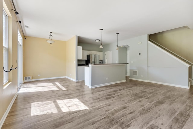 6558 Marble Ln, Carpentersville, IL 60110 - photo 2