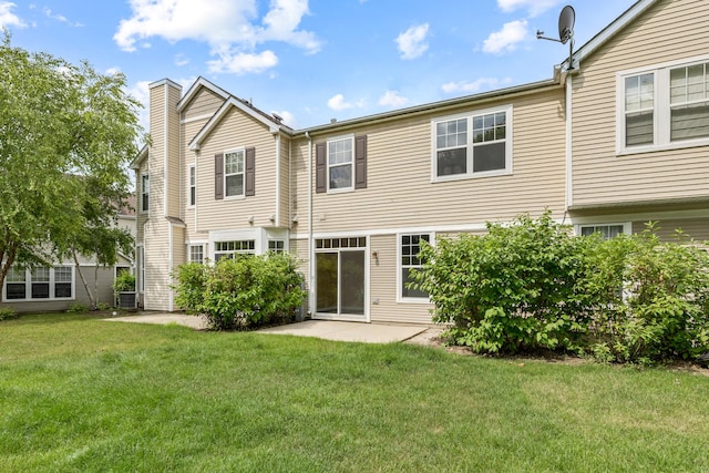 6558 Marble Ln, Carpentersville, IL 60110 - photo 14