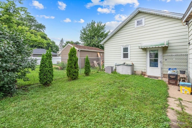 633 Slade Ave, Elgin, IL 60120 - photo 4