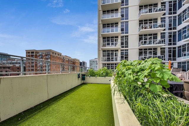 901 W Madison St Unit 609, Chicago, IL 60607 - view of yard