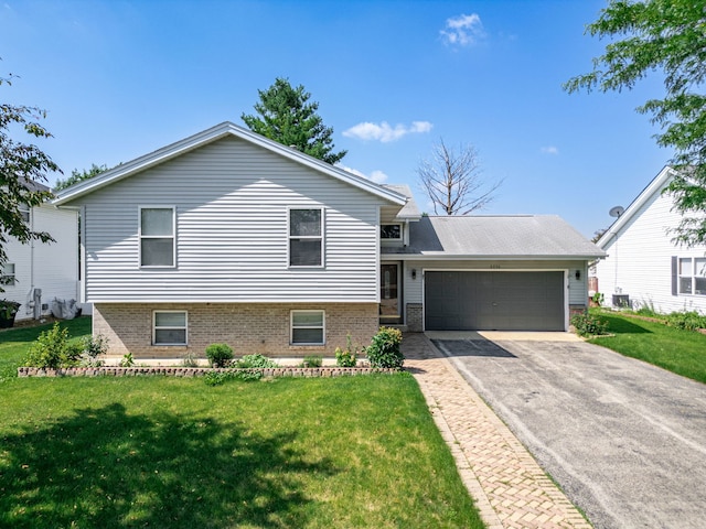 6336 Tramore Ln, Rockford, IL 61107 - photo 1