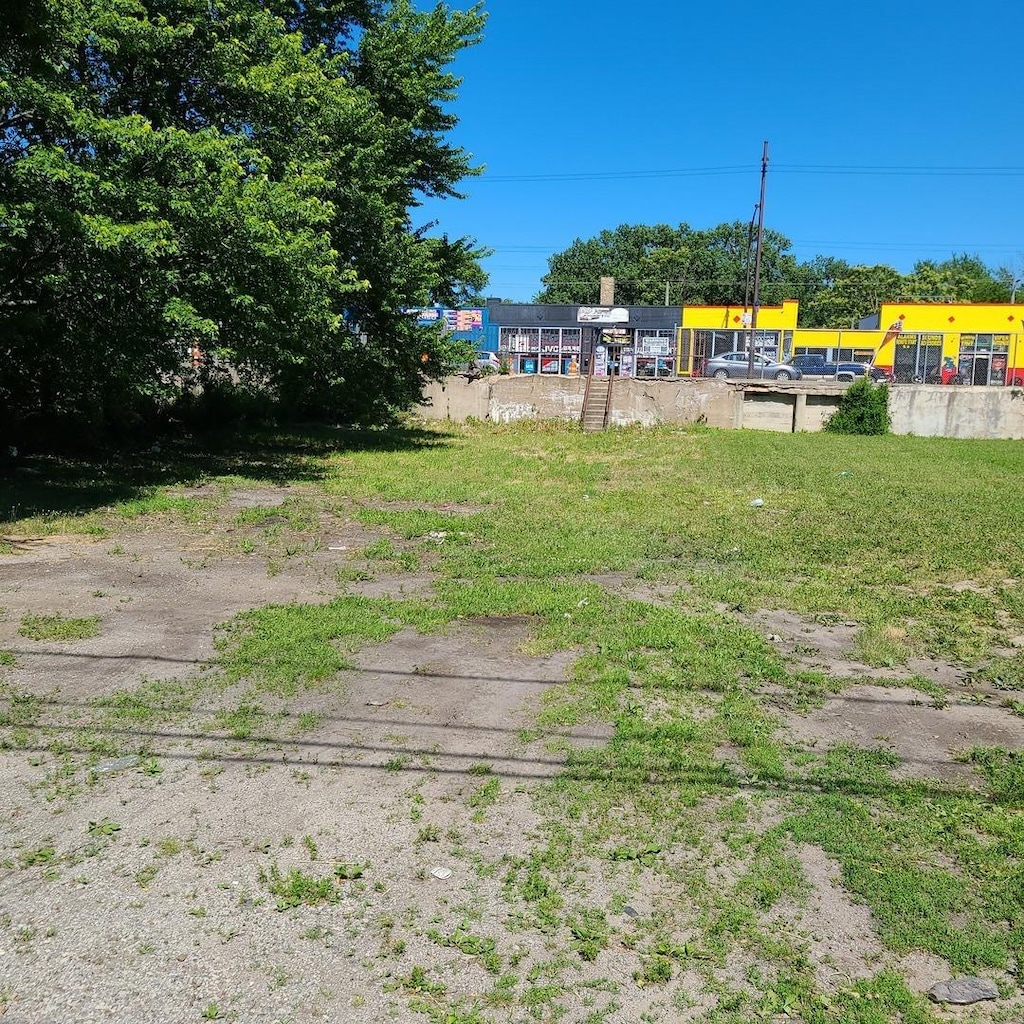 9644 S Ewing Ave, Chicago, IL 60617 - photo 1