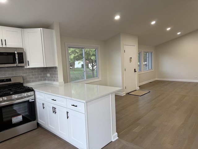 12 Hawthorne Sq, Indian Head Park, IL 60525 - photo 8