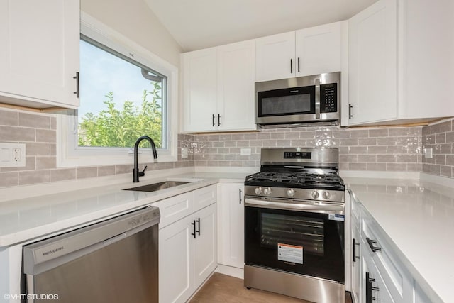 12 Hawthorne Sq, Indian Head Park, IL 60525 - photo 10