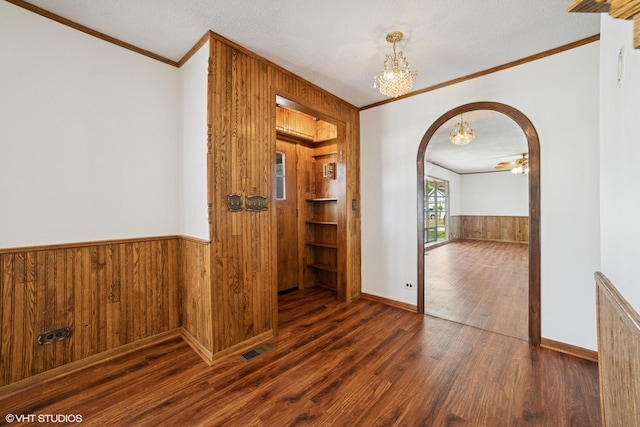 6 Spring Valley Ln, Streamwood, IL 60107 - photo 2