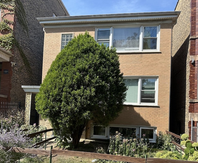 3072 N Davlin Ct, Chicago, IL 60618 - photo 1