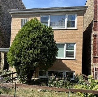 3072 N Davlin Ct, Chicago, IL 60618 - photo 2