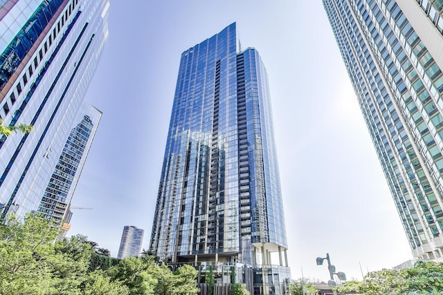 211 N Harbor Dr Unit 1809, Chicago, IL 60601 - photo 3