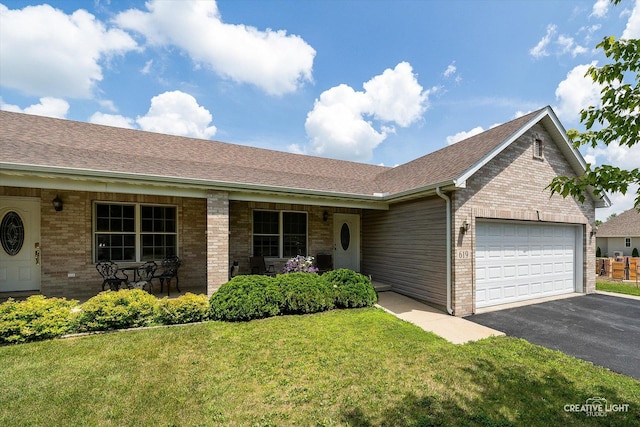 619 Charlotte St, Sandwich, IL 60548 - photo 1