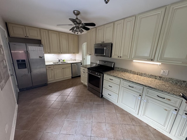 1461 Glen Ellyn Rd, Glendale Heights, IL 60139 - photo 3