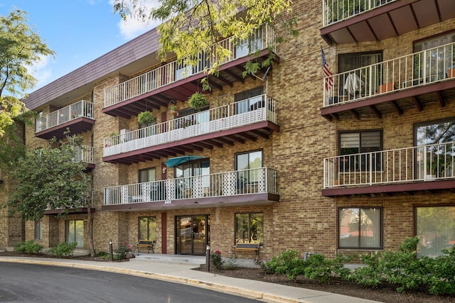 5400 Astor Ln Unit 203, Rolling Meadows, IL 60008 - photo 1