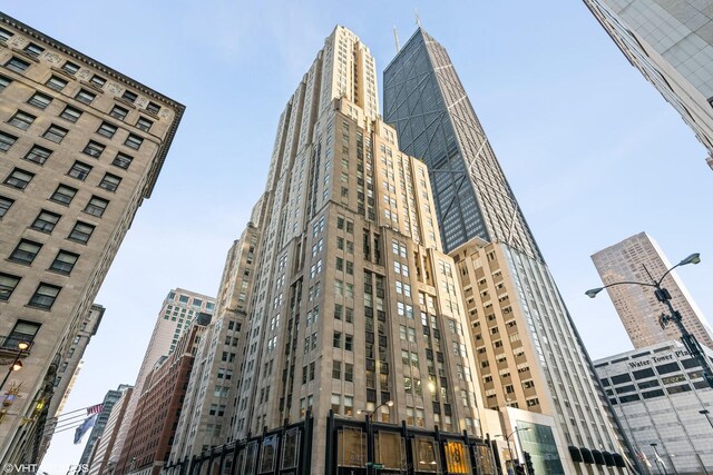 159 E Walton Pl Unit 6B, Chicago, IL 60611 - photo 1