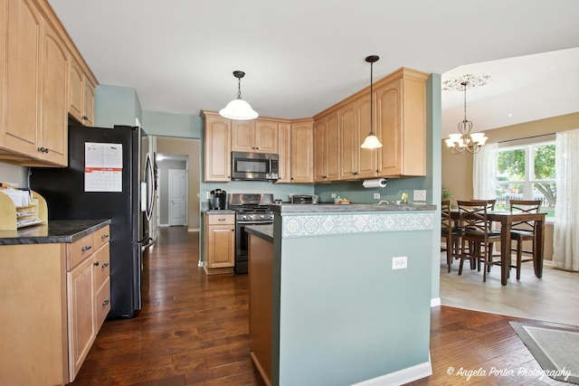305 S Carriage Trl, Mchenry, IL 60050 - photo 8