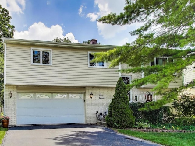 111 S Brighton Pl, Arlington Heights, IL 60004 - photo 1