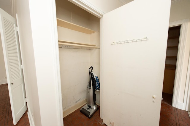 5300 S Shore Dr Unit 111, Chicago, IL 60615 - photo 33
