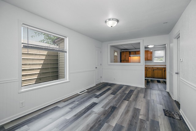 258 W Water St, Kankakee, IL 60901 - photo 2