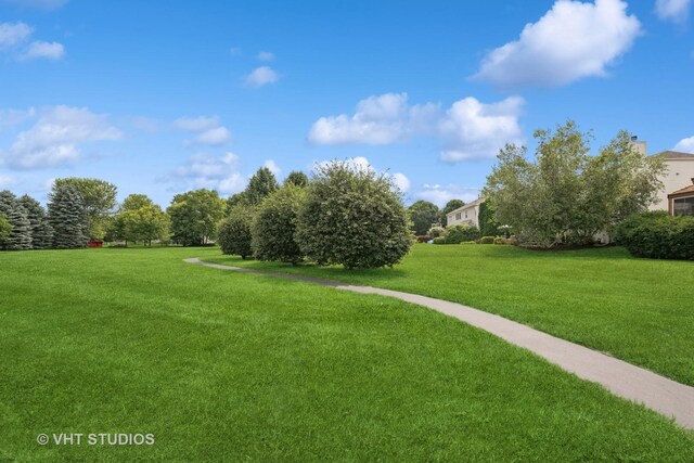 390 Sterling Cir, Cary, IL 60013 - photo 33