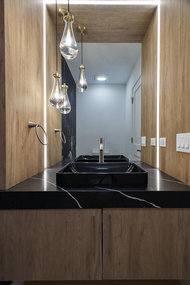 2047 W Race Ave, Chicago, IL 60612 - photo 15