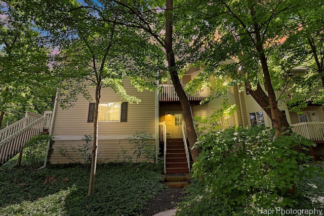 337 W Treehouse Ln Unit 11-2, Round Lake, IL 60073 - photo 2