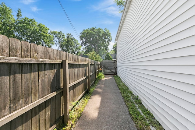 512 N 6th St, Dekalb, IL 60115 - photo 35