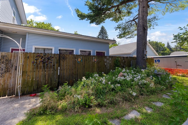 2303 9th St, Rockford, IL 61104 - photo 22