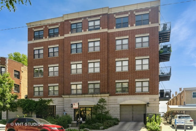 7625 N Eastlake Ter Unit 104, Chicago, IL 60626 - photo 1