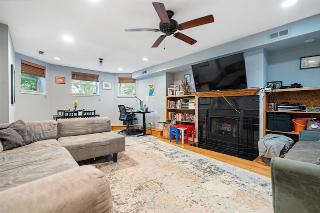 2055 W Farragut Ave Unit G, Chicago, IL 60625 - photo 4