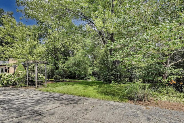 222 Bradwell Rd, Inverness, IL 60010 - photo 4