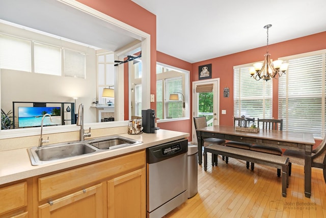 582 Woods Creek Ln, Algonquin, IL 60102 - photo 9