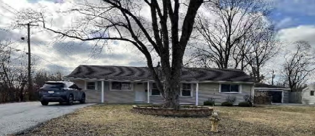 4411 177th Pl, Country Club Hills, IL 60478 - photo 2