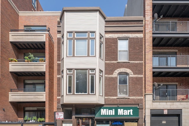 1435 N Sedgwick Ave Unit 2Ph, Chicago, IL 60610 - photo 1
