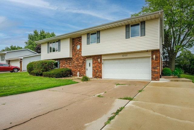 1212 Broadmoor Dr, Bloomington, IL 61704 - photo 39
