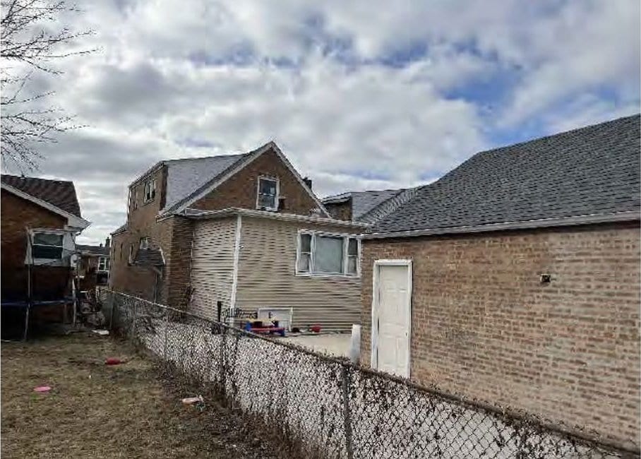 7330 W 61st Pl, Summit, IL 60501 - photo 4