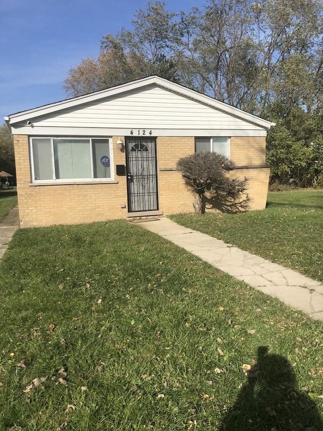 4124 W 136th Pl, Robbins, IL 60472 - photo 2