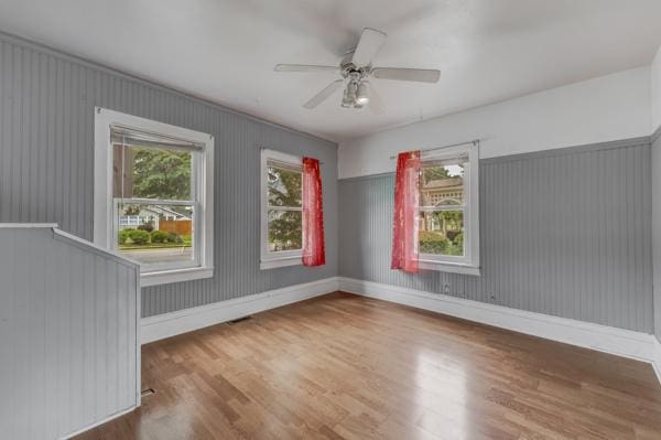 203 E Main St, Carpentersville, IL 60110 - photo 11