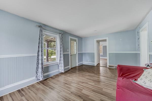 203 E Main St, Carpentersville, IL 60110 - photo 4