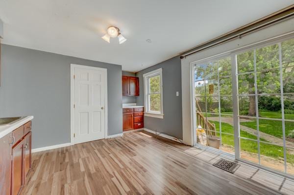 203 E Main St, Carpentersville, IL 60110 - photo 8