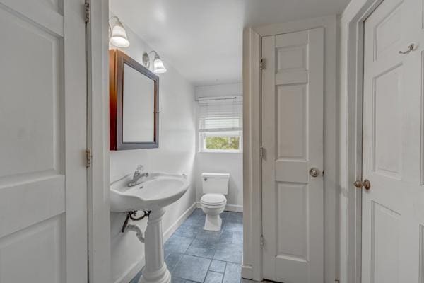 203 E Main St, Carpentersville, IL 60110 - photo 10